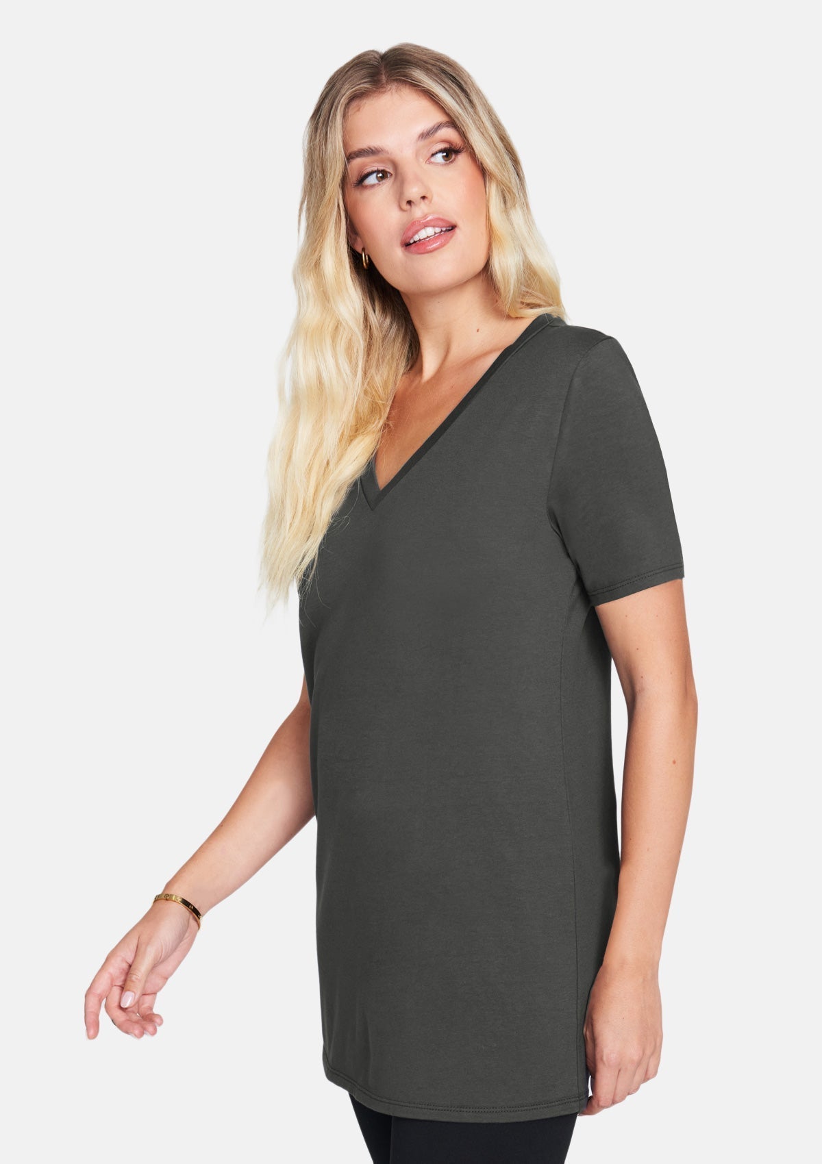 Alloy Basics 鈥?Tall V-Neck Tee